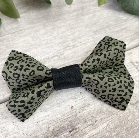 Khaki Leopard Print Bow Tie
